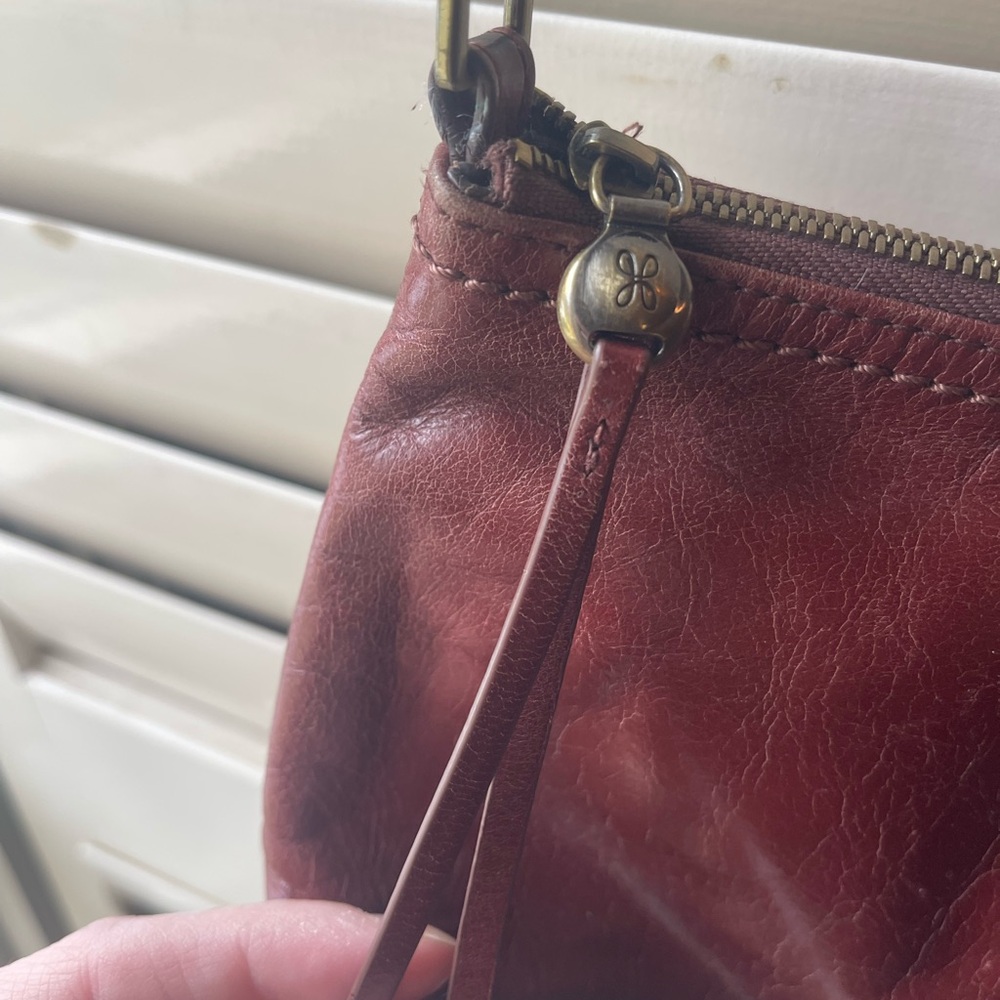 HOBO Rich Brown Leather Crossbody Bag - Picture 6 of 8